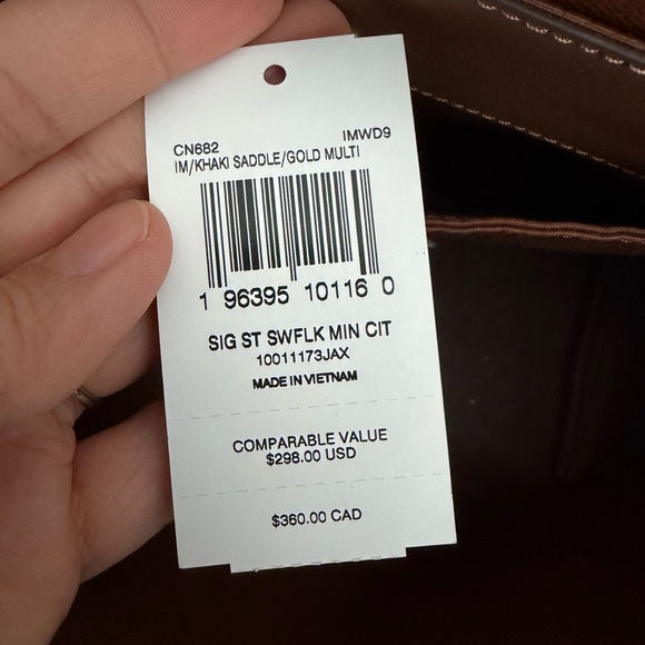 Coach Mini City Tote - Picture 7 of 7